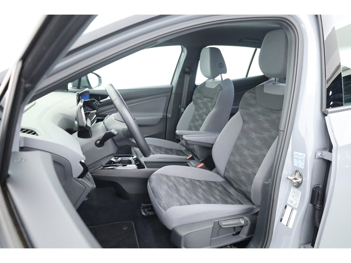 Volkswagen ID.4 Pro 77 kWh SOH 95% | RIJKLAAR!! | SOH 95% | Adapt. Cruise | CarPlay | Stoelverw. | Navi | Camera | PDC V+A