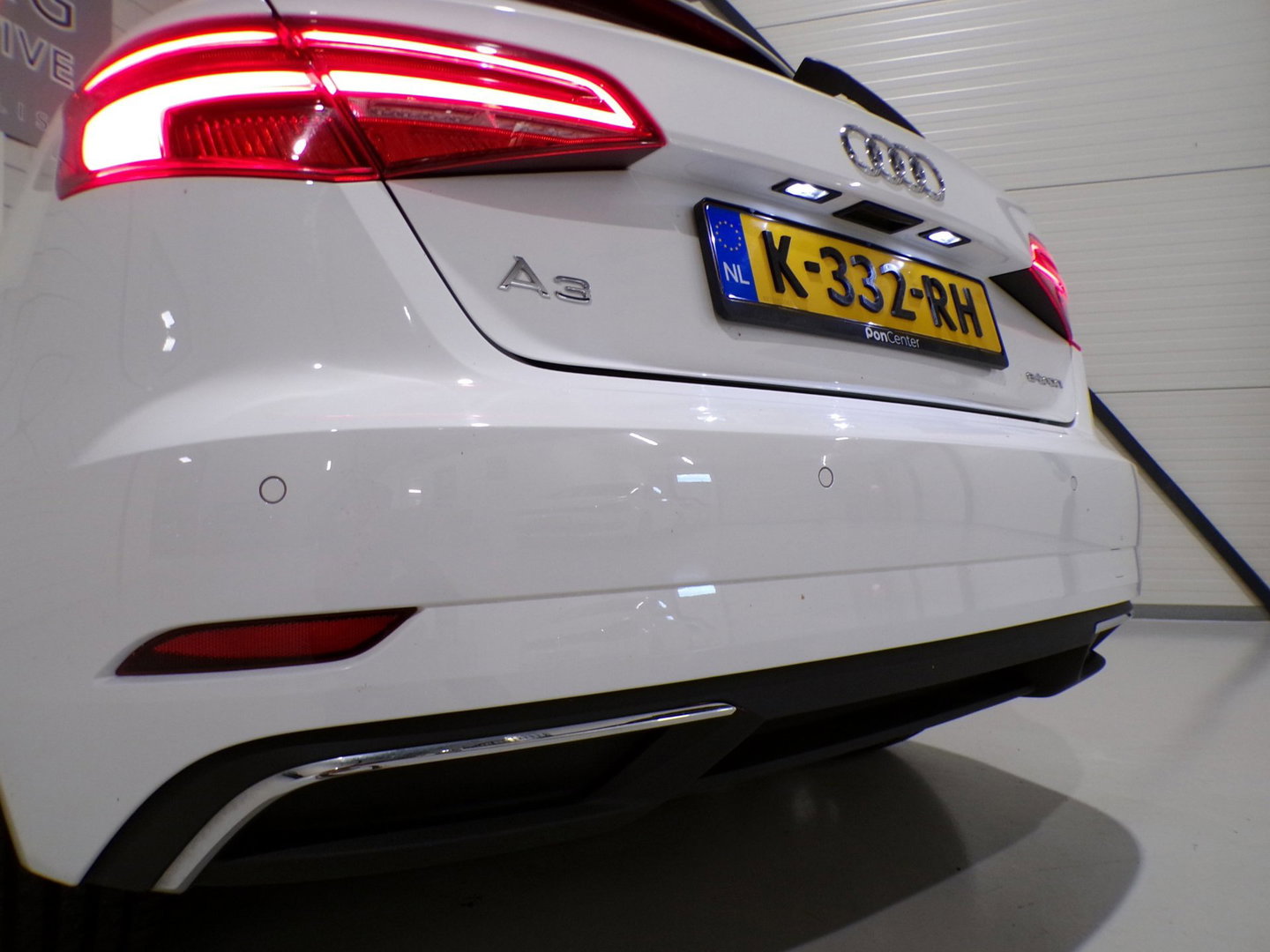 Audi A3 Sportback 1.4 e-tron Sport Pro Line plus Apple-Carplay Stoelverwarming Full-LED Android-Auto Parkeersensoren Navigatie
