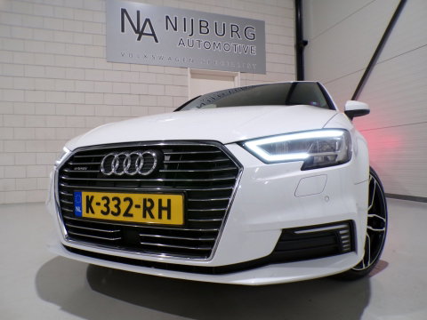 Audi A3 Sportback 1.4 e-tron Sport Pro Line plus Apple-Carplay Stoelverwarming Full-LED Android-Auto Parkeersensoren Navigatie