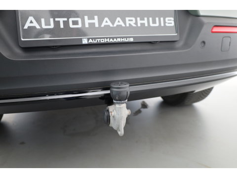 Volvo XC40 Single Motor Extended Range Plus 82 kWh | SOH 99% | Rijklaar! | Adapt. Cruise | Dodehoek | Trekhaak 1500kg! | Stoel- Stuurverw. |