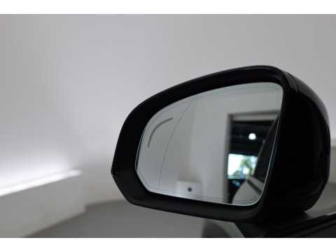 Volvo XC40 Single Motor Extended Range Plus 82 kWh | SOH 99% | Rijklaar! | Adapt. Cruise | Dodehoek | Trekhaak 1500kg! | Stoel- Stuurverw. |