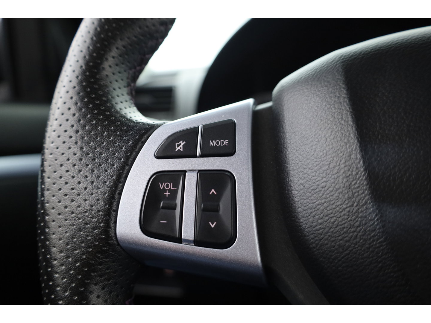 Suzuki Swift 1.2 S-Edition EASSS | Rijklaar! | Navi | Cruise Control | PDC A | Airco | Bluetooth | 16''