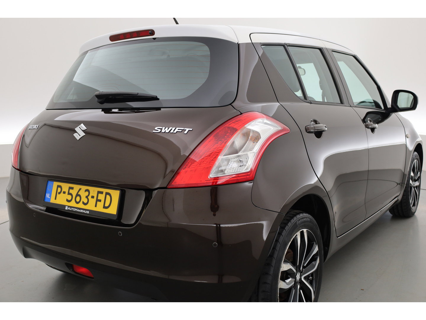 Suzuki Swift 1.2 S-Edition EASSS | Rijklaar! | Navi | Cruise Control | PDC A | Airco | Bluetooth | 16''