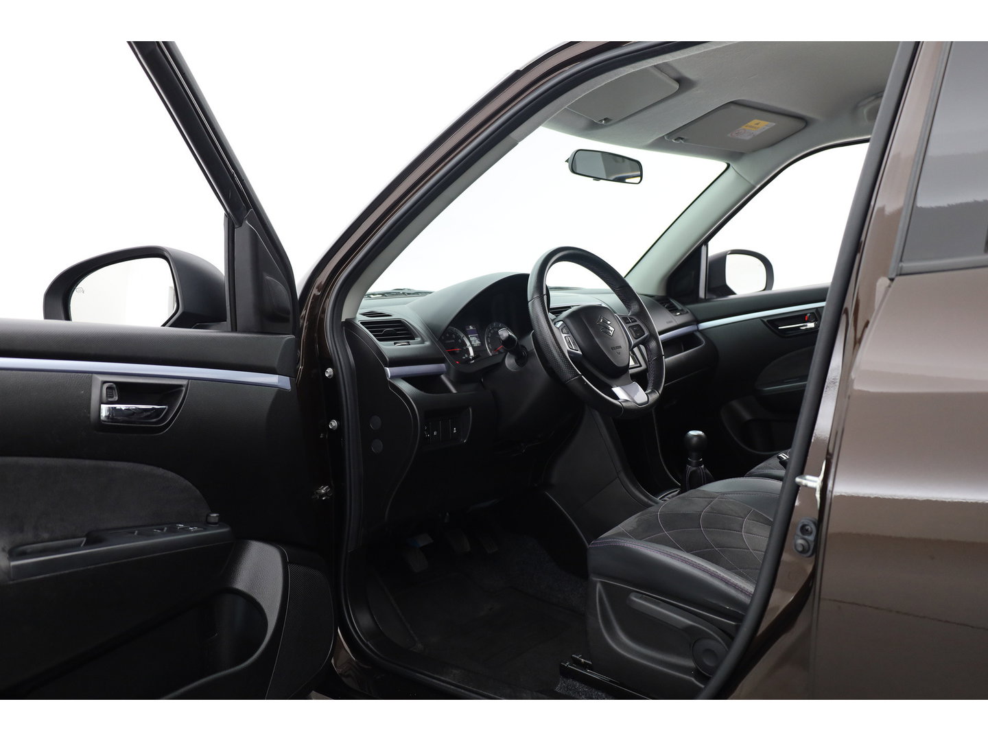 Suzuki Swift 1.2 S-Edition EASSS | Rijklaar! | Navi | Cruise Control | PDC A | Airco | Bluetooth | 16''