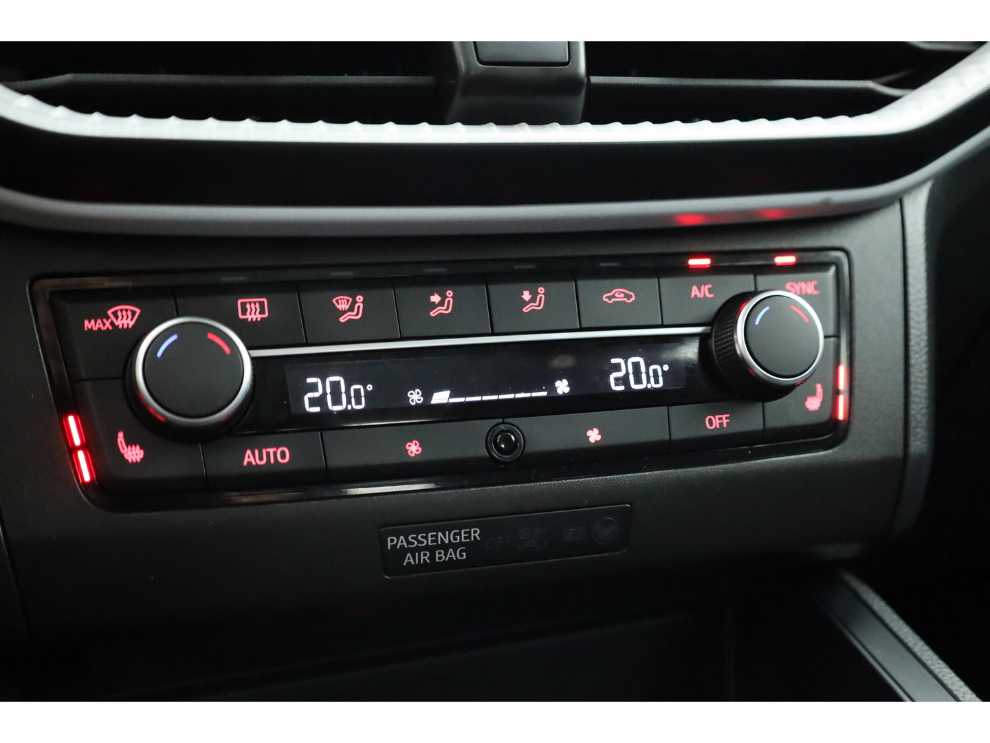 SEAT Ibiza 1.0 EcoTSI Style Online | RIJKLAAR!! | CarPlay | Stoelverw. | Regensensor | Cruise | Airco | DAB | PDC A | 15"