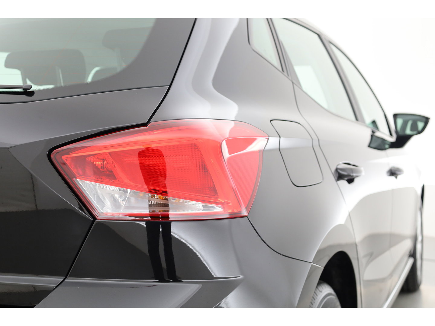 SEAT Ibiza 1.0 EcoTSI Style Online | RIJKLAAR!! | CarPlay | Stoelverw. | Regensensor | Cruise | Airco | DAB | PDC A | 15"