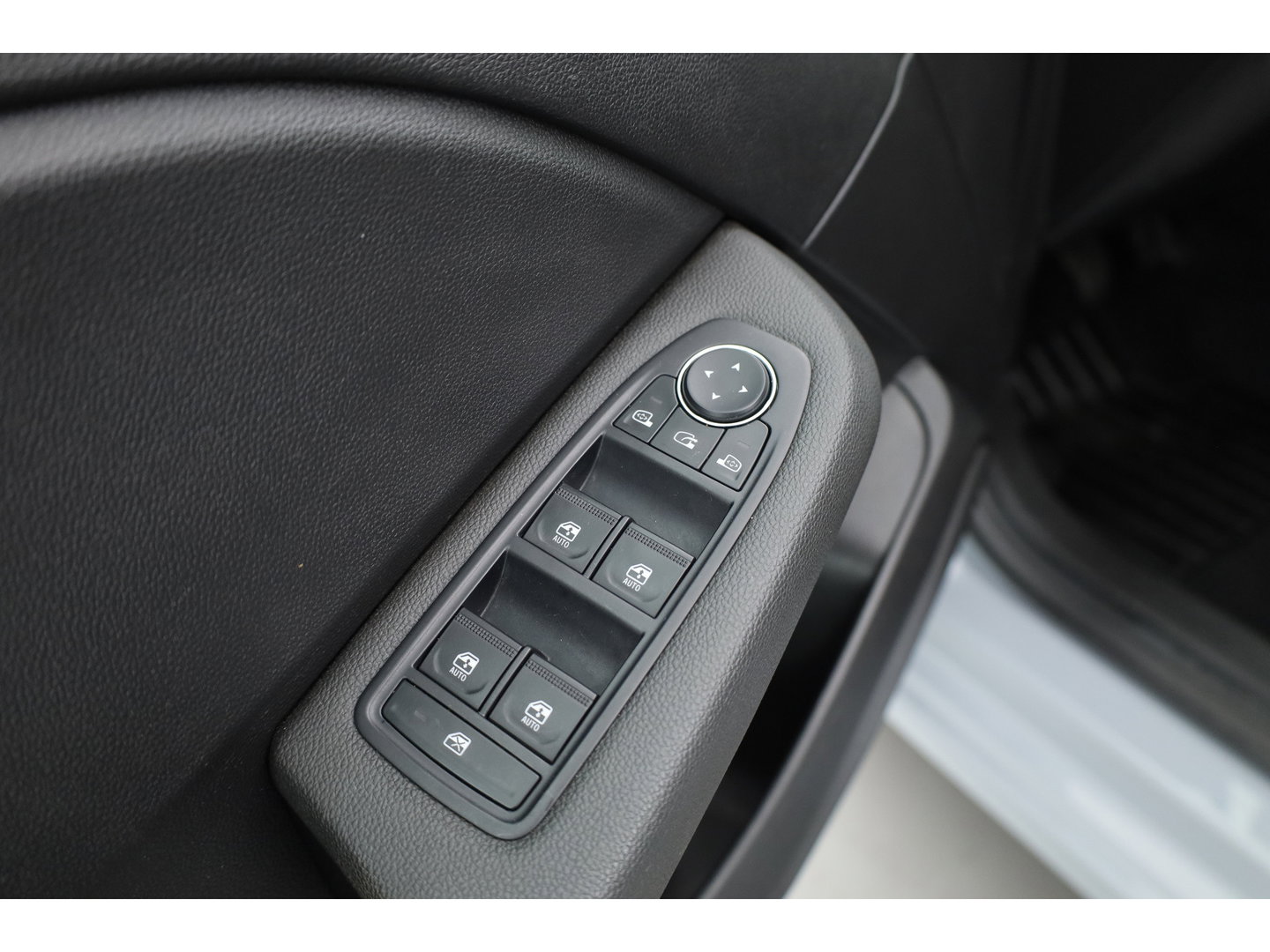 Renault Clio 1.0 TCe 90 GPF evolution | Rijklaar! | Cruise Control | Camera | PDC A | All Season | Apple CarPlay | 16''