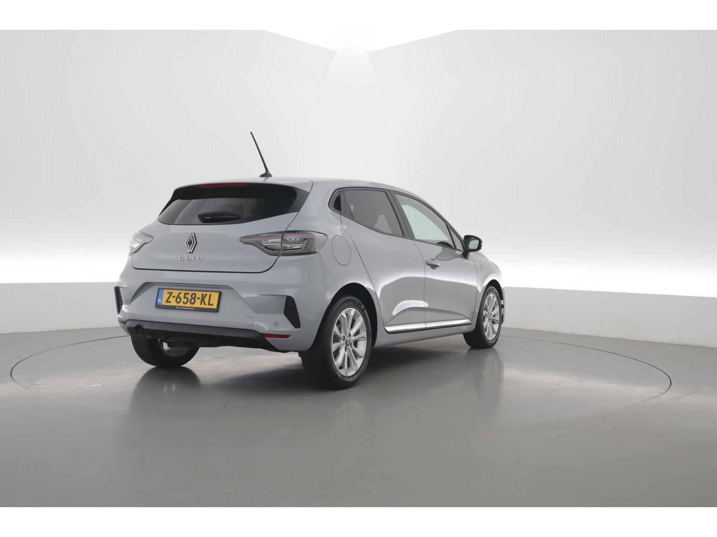 Renault Clio 1.0 TCe 90 GPF evolution | Rijklaar! | Cruise Control | Camera | PDC A | All Season | Apple CarPlay | 16''