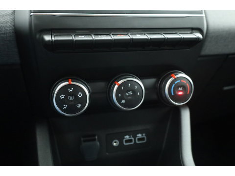 Renault Clio 1.0 TCe 90 GPF evolution | Rijklaar! | Cruise Control | Camera | PDC A | All Season | Apple CarPlay | 16''