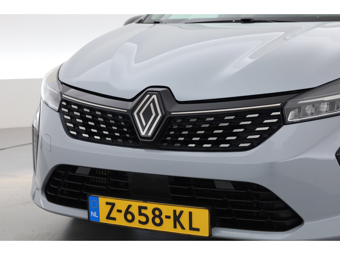 Renault Clio 1.0 TCe 90 GPF evolution | Rijklaar! | Cruise Control | Camera | PDC A | All Season | Apple CarPlay | 16''