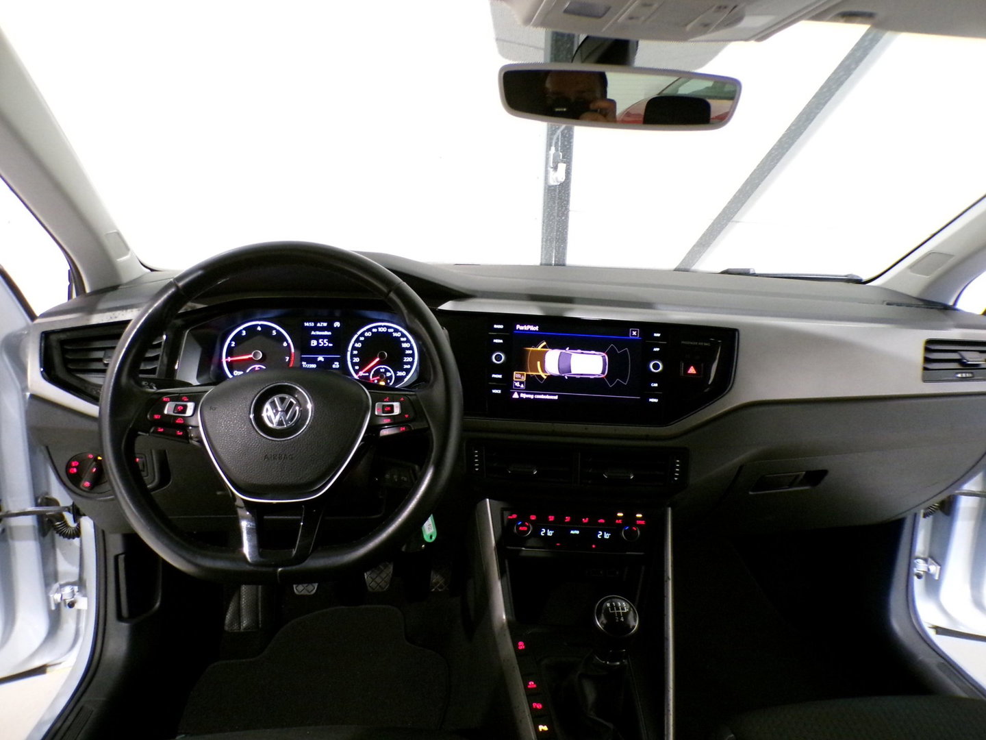 Volkswagen Polo 1.0 TSI Comfortline "Origineel NL!" Apple-Carplay Trekhaak Parkeersensor Adaptive-Cruise Climatronic "1e eigenaar"