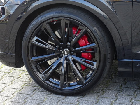 Audi Q8 55 TFSI e 381PK Quattro S line / Carbon / 23'' / B&O / 360°