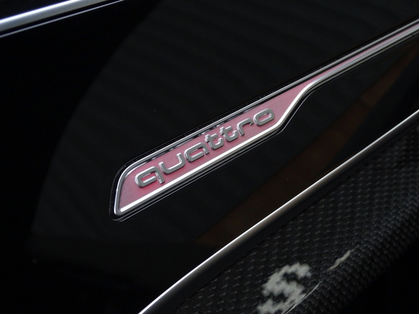 Audi Q8 55 TFSI e 381PK Quattro S line / Carbon / 23'' / B&O / 360°