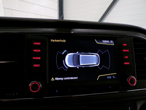 SEAT Leon ST 1.4 EcoTSI FR "Automaat" Apple-Carplay Stoelverwarming Android-Auto Drive-mode 19"Velgen Full-LED Parkeersensoren
