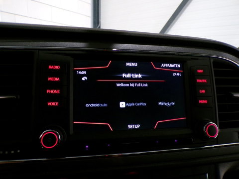 SEAT Leon ST 1.4 EcoTSI FR "Automaat" Apple-Carplay Stoelverwarming Android-Auto Drive-mode 19"Velgen Full-LED Parkeersensoren