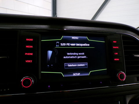 SEAT Leon ST 1.4 EcoTSI FR "Automaat" Apple-Carplay Stoelverwarming Android-Auto Drive-mode 19"Velgen Full-LED Parkeersensoren