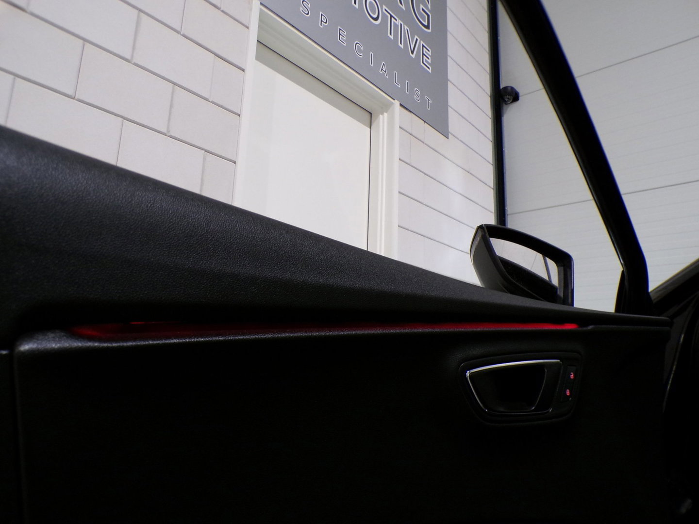 SEAT Leon ST 1.4 EcoTSI FR "Automaat" Apple-Carplay Stoelverwarming Android-Auto Drive-mode 19"Velgen Full-LED Parkeersensoren