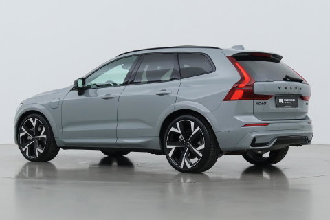 Volvo XC60 T6 Ultra Black Edition | 22 Inch | Bowers&Wilkins | Luchtvering | Trekhaak | 360° Camera | Stoelventilatie