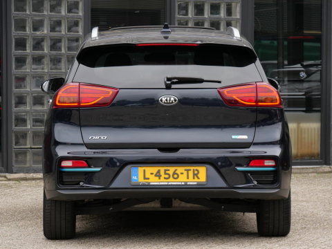 Kia e-Niro 64kWH DYNAMICPLUSLINE/ SCHUIFDAK/ SOH 93%