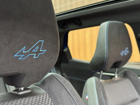 Renault Austral 1.2 E-Tech full hybrid 200 techno esprit Alpine | Panoramadak | Adaptieve Cruise Control |Achteruitrijcamera | Dodehoek Detector | DAB | Sfeerverlichting | Apple Carplay/Android Auto |