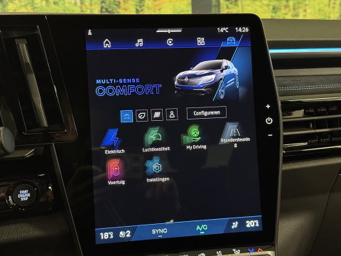 Renault Austral 1.2 E-Tech full hybrid 200 techno esprit Alpine | Panoramadak | Adaptieve Cruise Control |Achteruitrijcamera | Dodehoek Detector | DAB | Sfeerverlichting | Apple Carplay/Android Auto |