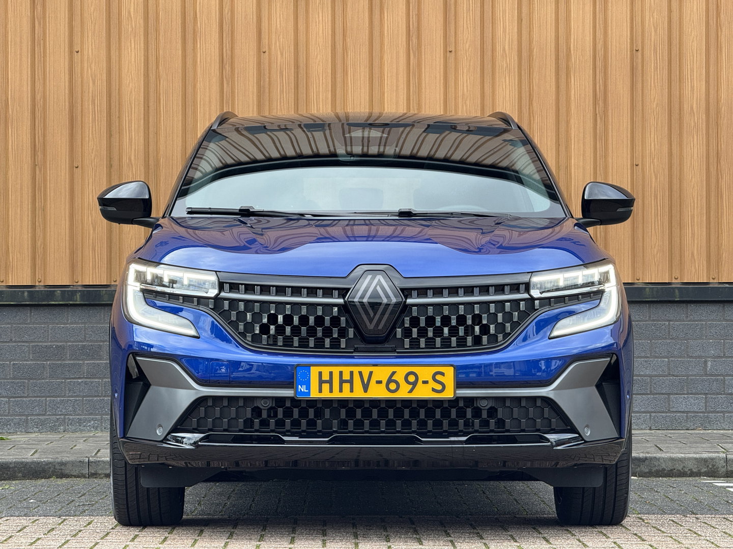 Renault Austral 1.2 E-Tech full hybrid 200 techno esprit Alpine | Panoramadak | Adaptieve Cruise Control |Achteruitrijcamera | Dodehoek Detector | DAB | Sfeerverlichting | Apple Carplay/Android Auto |