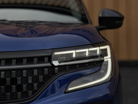 Renault Austral 1.2 E-Tech full hybrid 200 techno esprit Alpine | Panoramadak | Adaptieve Cruise Control |Achteruitrijcamera | Dodehoek Detector | DAB | Sfeerverlichting | Apple Carplay/Android Auto |
