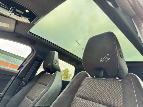Renault Austral 1.2 E-Tech full hybrid 200 techno esprit Alpine | Panoramadak | Adaptieve Cruise Control |Achteruitrijcamera | Dodehoek Detector | DAB | Sfeerverlichting | Apple Carplay/Android Auto |