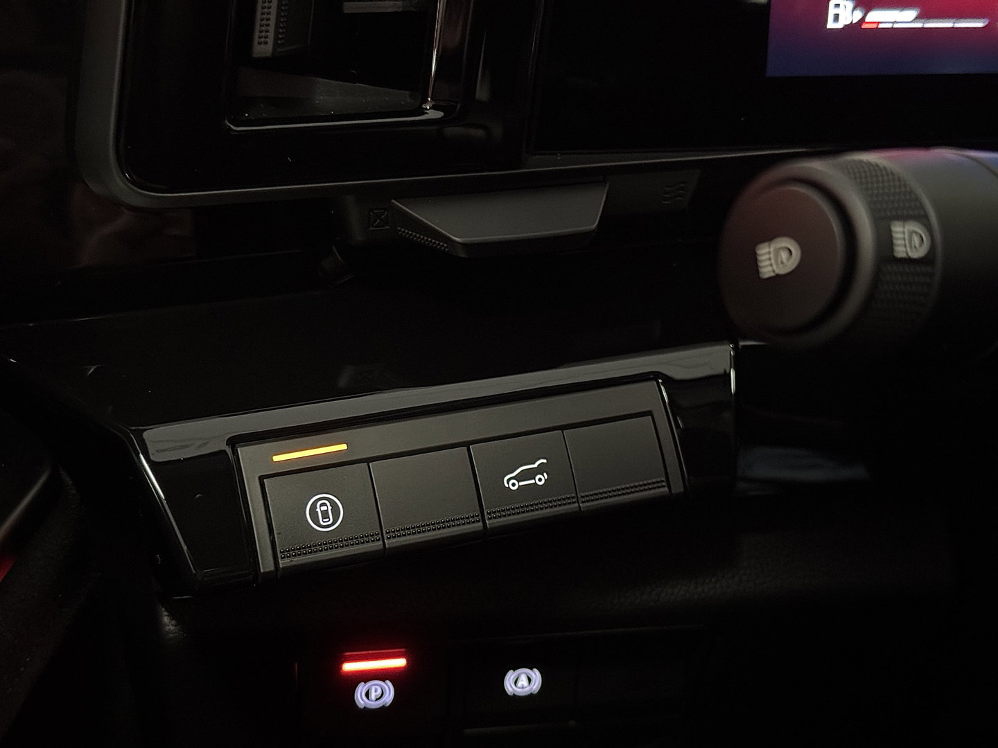 Renault Austral 1.2 E-Tech full hybrid 200 techno esprit Alpine | Panoramadak | Adaptieve Cruise Control |Achteruitrijcamera | Dodehoek Detector | DAB | Sfeerverlichting | Apple Carplay/Android Auto |