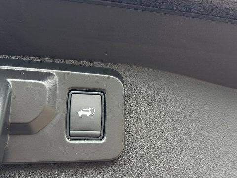Renault Austral 1.2 E-Tech full hybrid 200 techno esprit Alpine | Panoramadak | Adaptieve Cruise Control |Achteruitrijcamera | Dodehoek Detector | DAB | Sfeerverlichting | Apple Carplay/Android Auto |