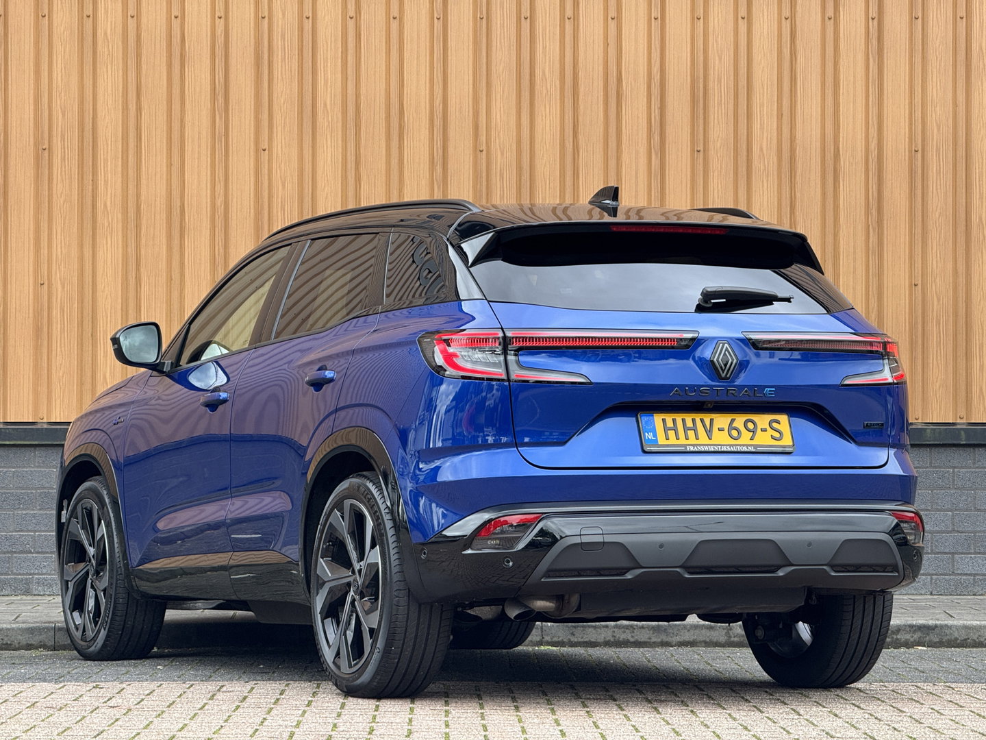 Renault Austral 1.2 E-Tech full hybrid 200 techno esprit Alpine | Panoramadak | Adaptieve Cruise Control |Achteruitrijcamera | Dodehoek Detector | DAB | Sfeerverlichting | Apple Carplay/Android Auto |