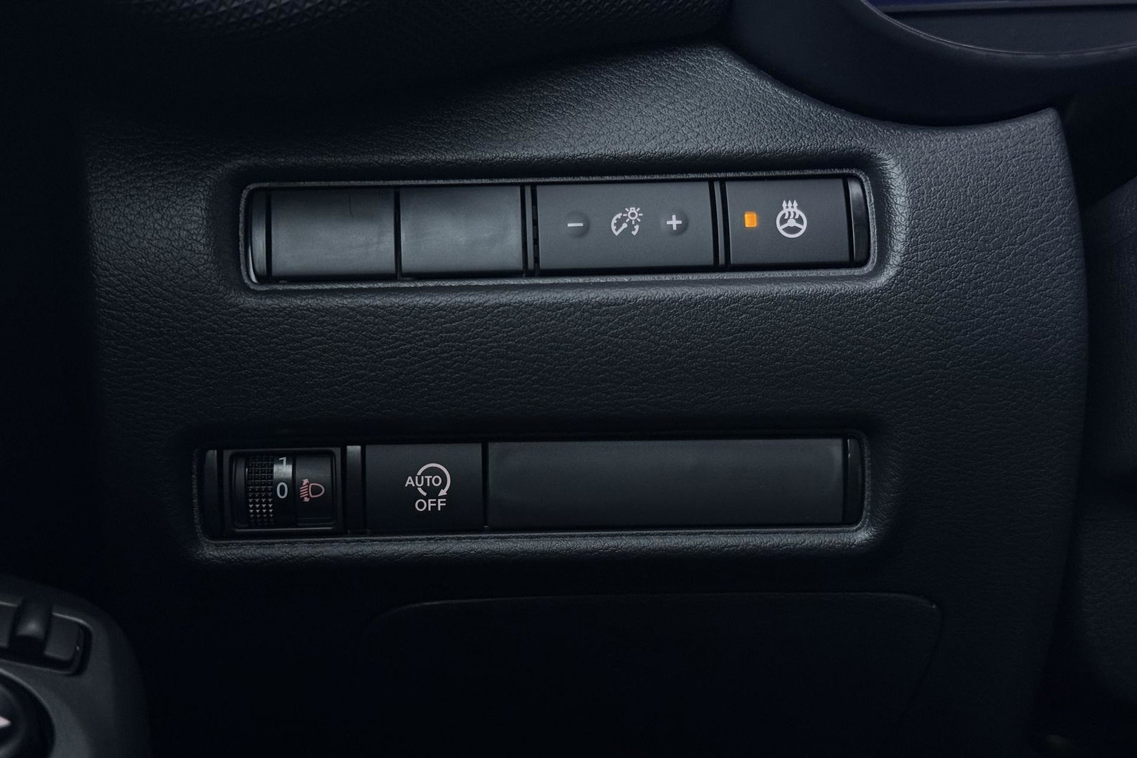 Nissan Juke 1.0 DIG-T N-Connecta | Stoel+Stuurverwarming | Camera | Keyless | Cruise Control