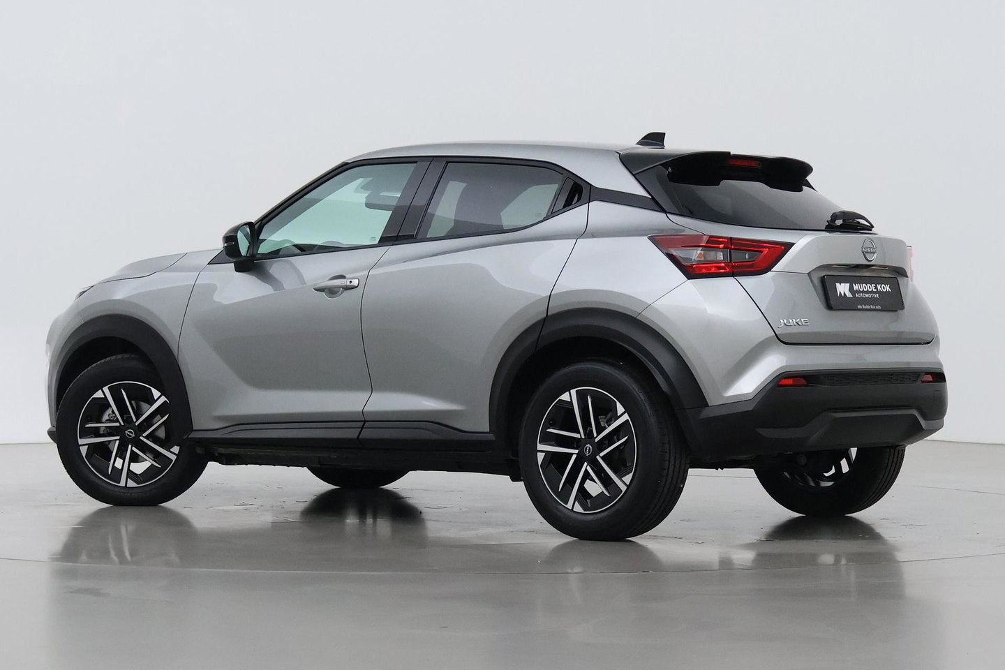 Nissan Juke 1.0 DIG-T N-Connecta | Stoel+Stuurverwarming | Camera | Keyless | Cruise Control