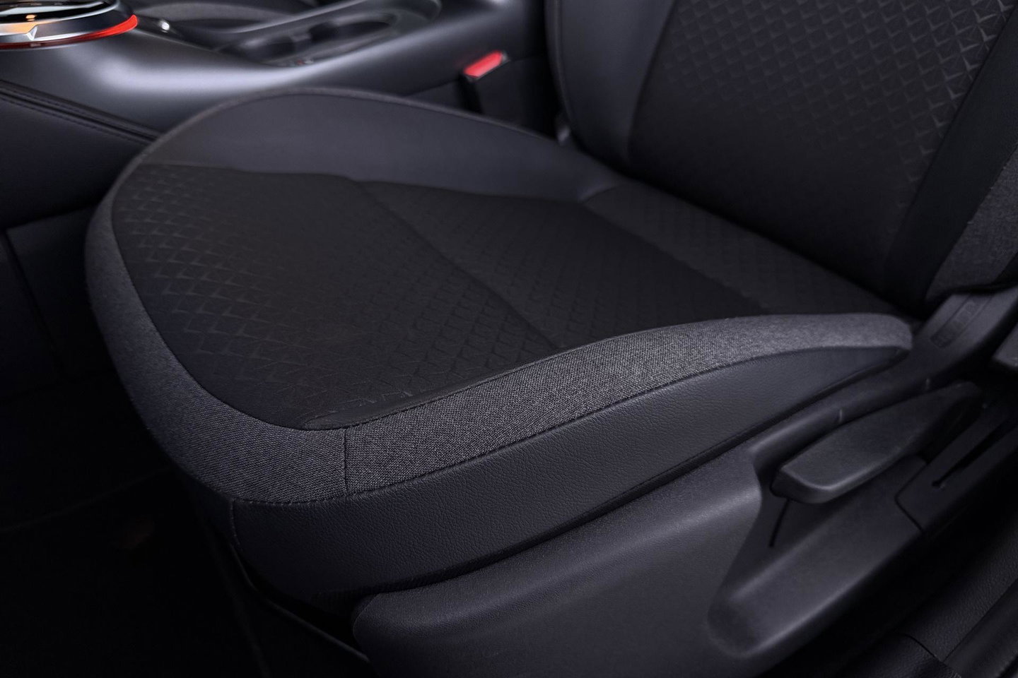 Nissan Juke 1.0 DIG-T N-Connecta | Stoel+Stuurverwarming | Camera | Keyless | Cruise Control