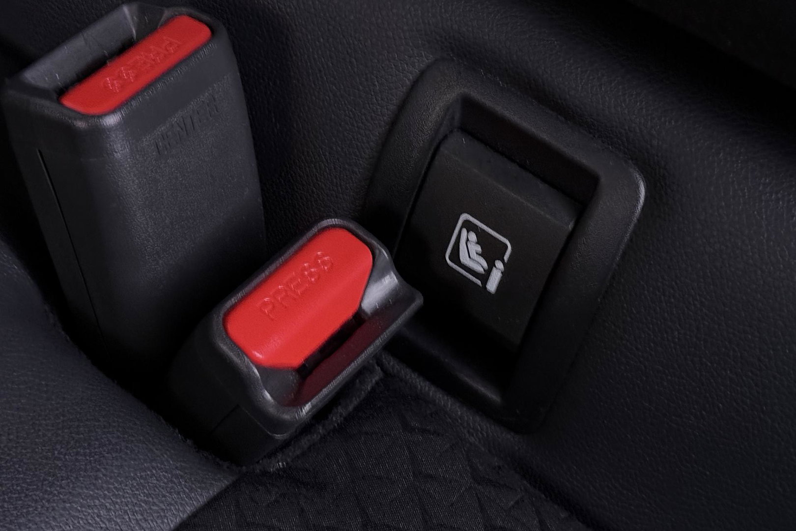 Nissan Juke 1.0 DIG-T N-Connecta | Stoel+Stuurverwarming | Camera | Keyless | Cruise Control