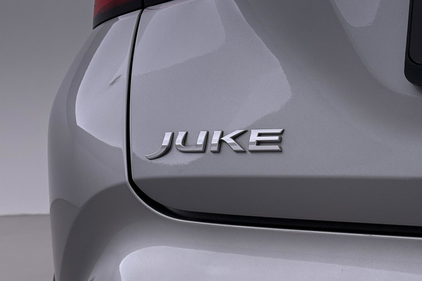 Nissan Juke 1.0 DIG-T N-Connecta | Stoel+Stuurverwarming | Camera | Keyless | Cruise Control