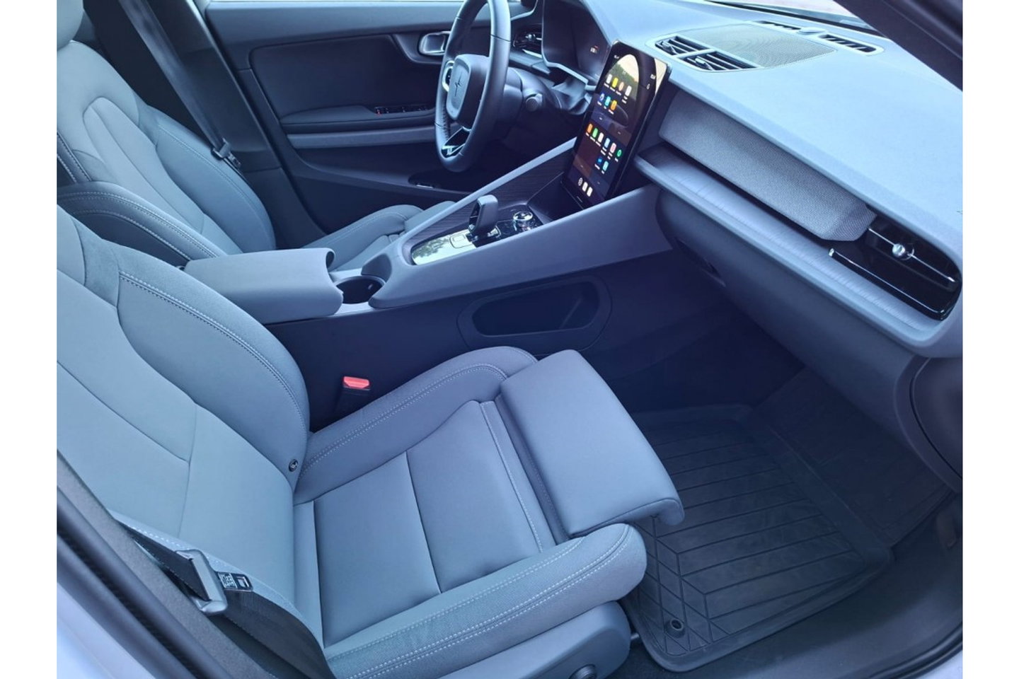 Polestar 2 SRSM 63KWH NAVI LMV PDC-CAMERA STOELVW
