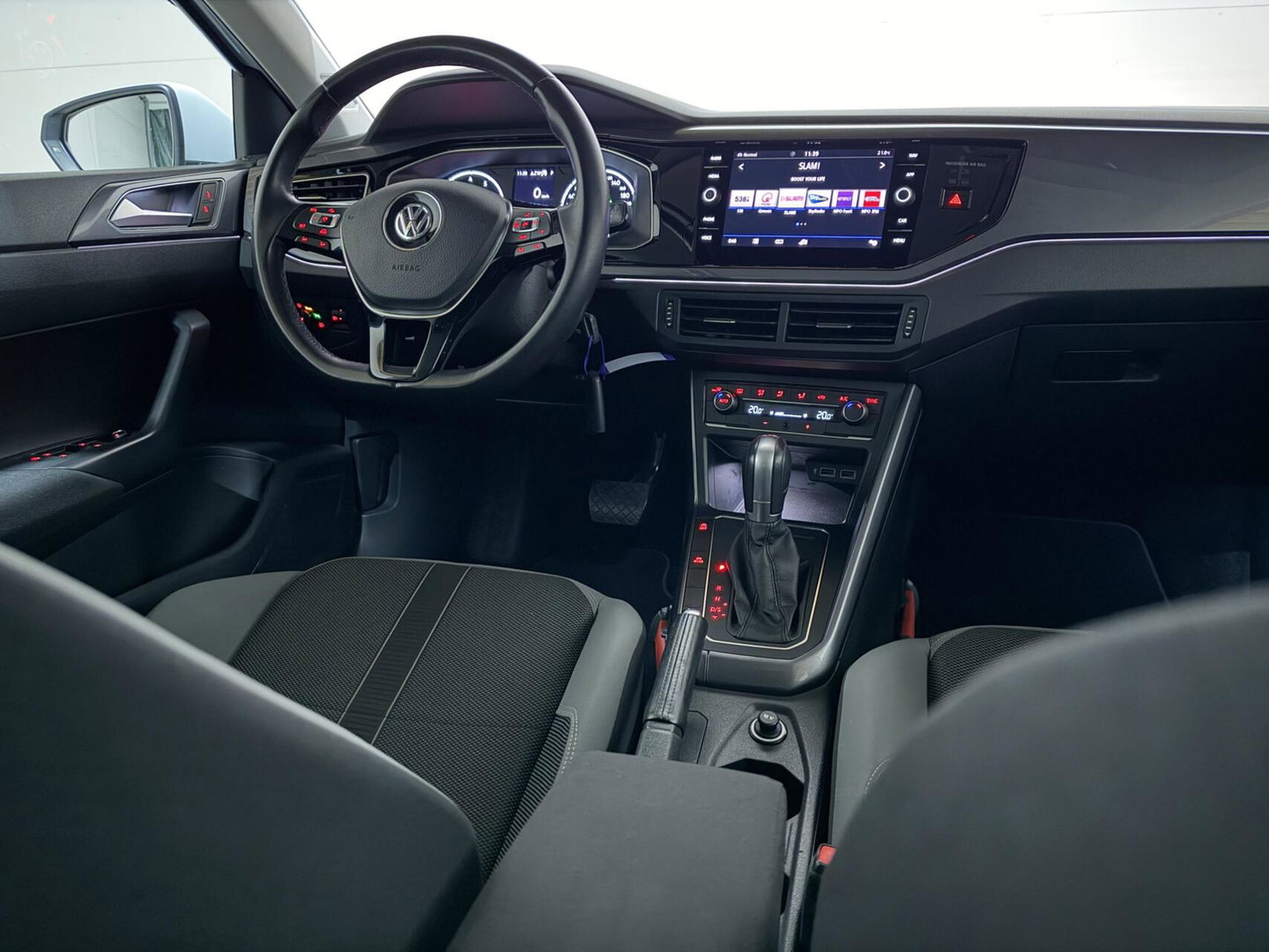 Volkswagen Polo 1.0 TSI Highline DSG Carplay ACC Camera NAP