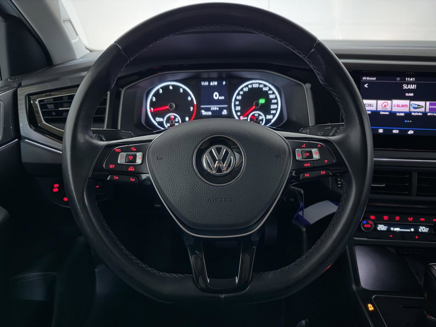 Volkswagen Polo 1.0 TSI Highline DSG Carplay ACC Camera NAP