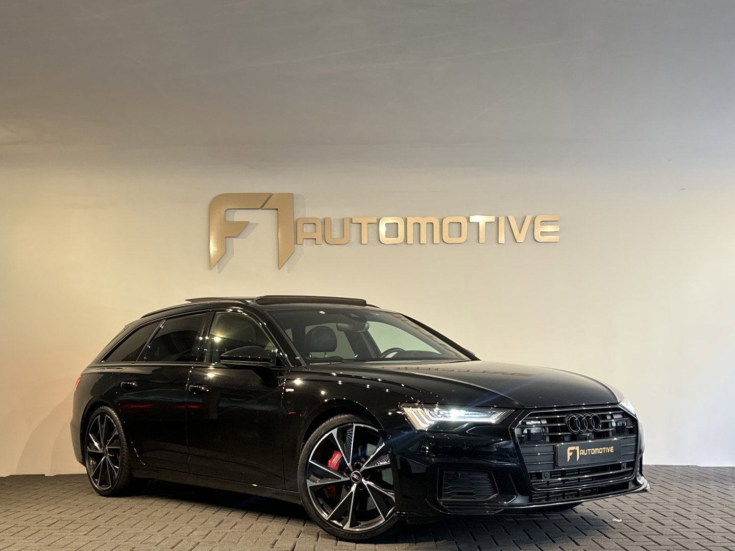 Audi A6 Avant 55 TFSI e quattro S Line Compet Pano|BTW|B&O|360c|Trekhaak