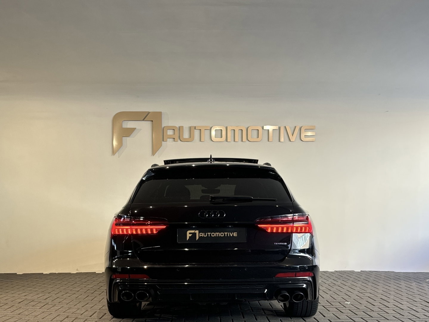 Audi A6 Avant 55 TFSI e quattro S Line Compet Pano|BTW|B&O|360c|Trekhaak