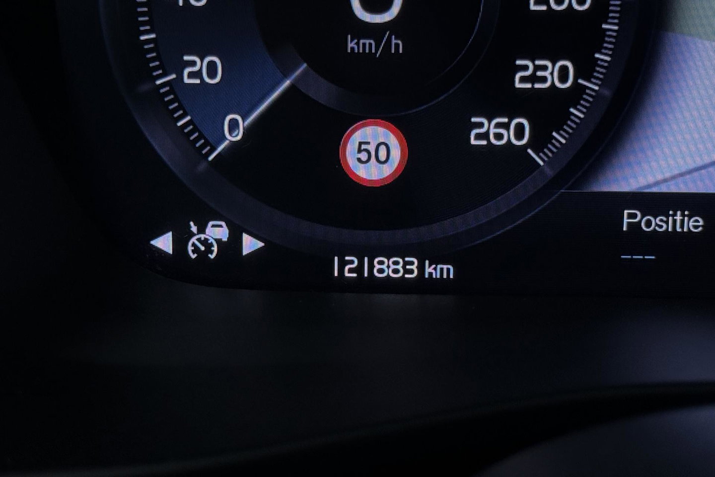 Volvo XC40 T5 Twin Engine R-Design | ACC | Trekhaak | BLIS | Stoelverwarming | Camera | Getint glas | 20 Inch
