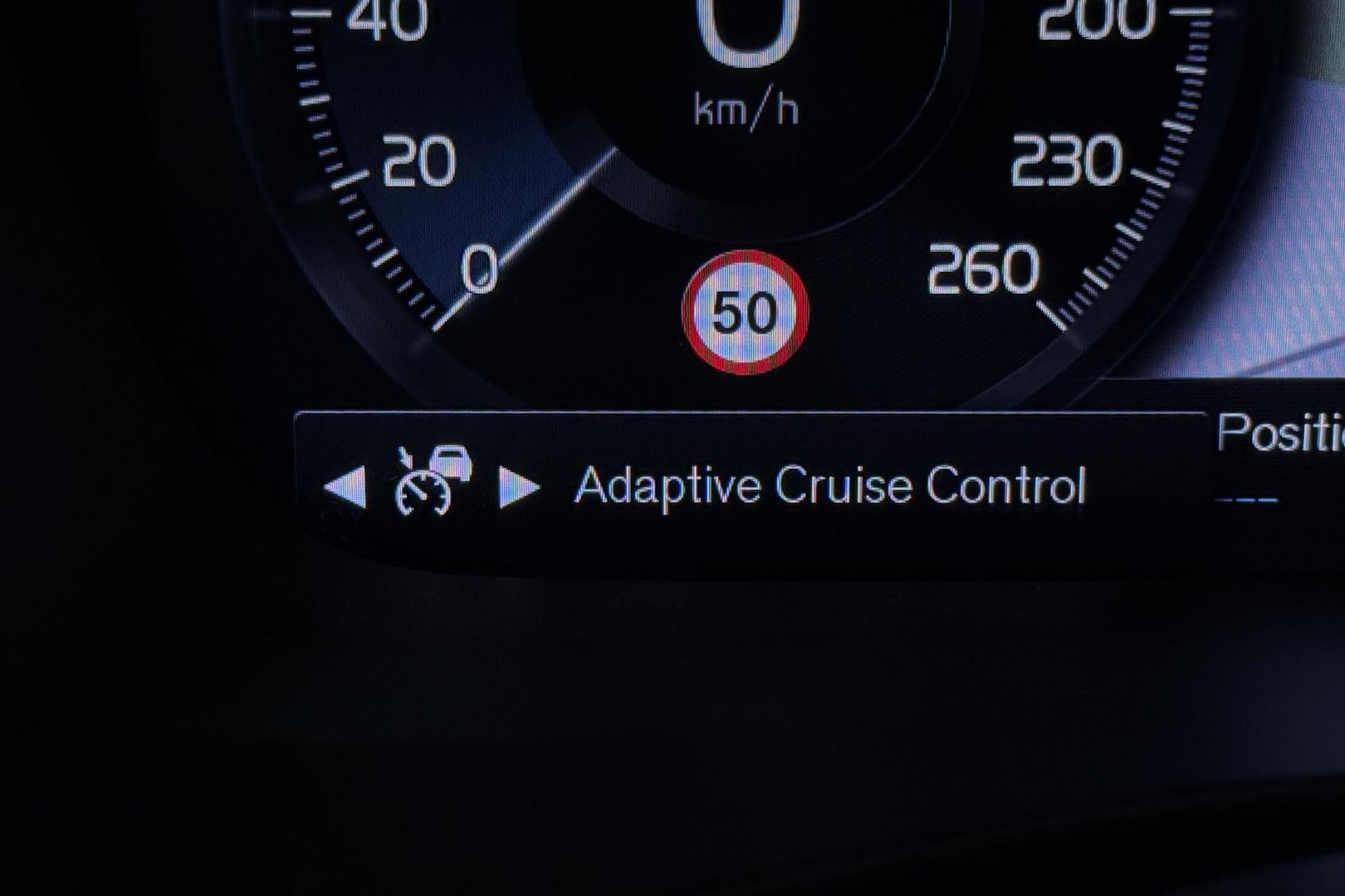 Volvo XC40 T5 Twin Engine R-Design | ACC | Trekhaak | BLIS | Stoelverwarming | Camera | Getint glas | 20 Inch