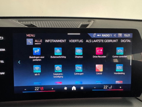 BMW X1 XDrive30e Memory|H/K|HuD|360c|Trekhaak|Keyless