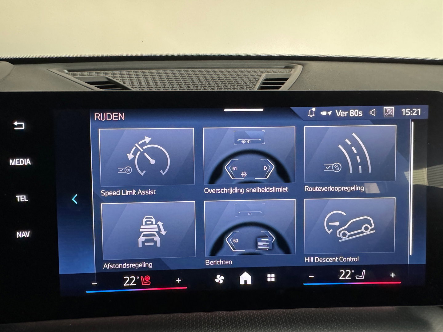 BMW X1 XDrive30e Memory|H/K|HuD|360c|Trekhaak|Keyless