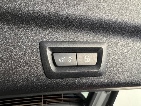BMW X1 XDrive30e Memory|H/K|HuD|360c|Trekhaak|Keyless
