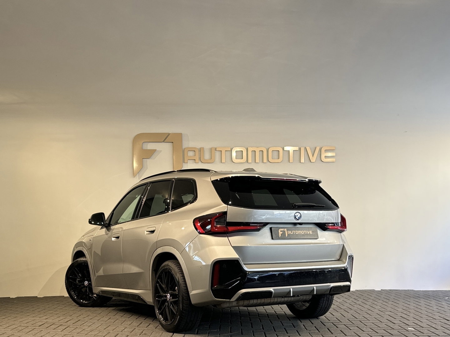 BMW X1 XDrive30e Memory|H/K|HuD|360c|Trekhaak|Keyless