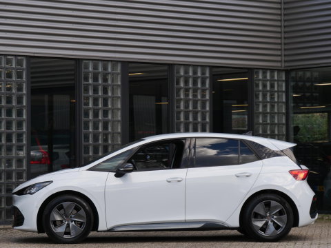 CUPRA Born 62kWh BUSINESS PLUS/ CAMERA/ PDC V+A/ NL-AUTO/ SOH 94%