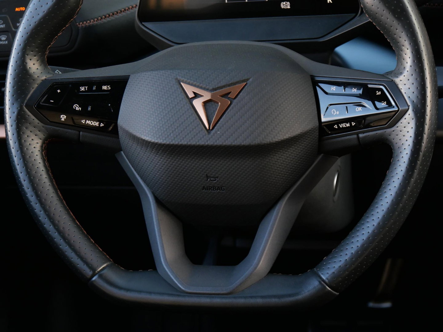 CUPRA Born 62kWh BUSINESS PLUS/ CAMERA/ PDC V+A/ NL-AUTO/ SOH 94%