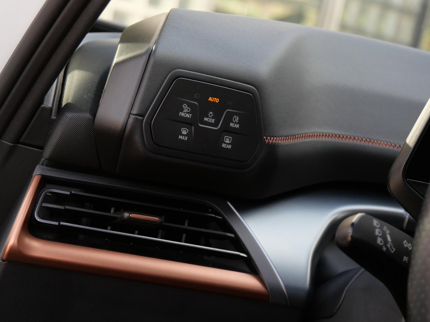 CUPRA Born 62kWh BUSINESS PLUS/ CAMERA/ PDC V+A/ NL-AUTO/ SOH 94%